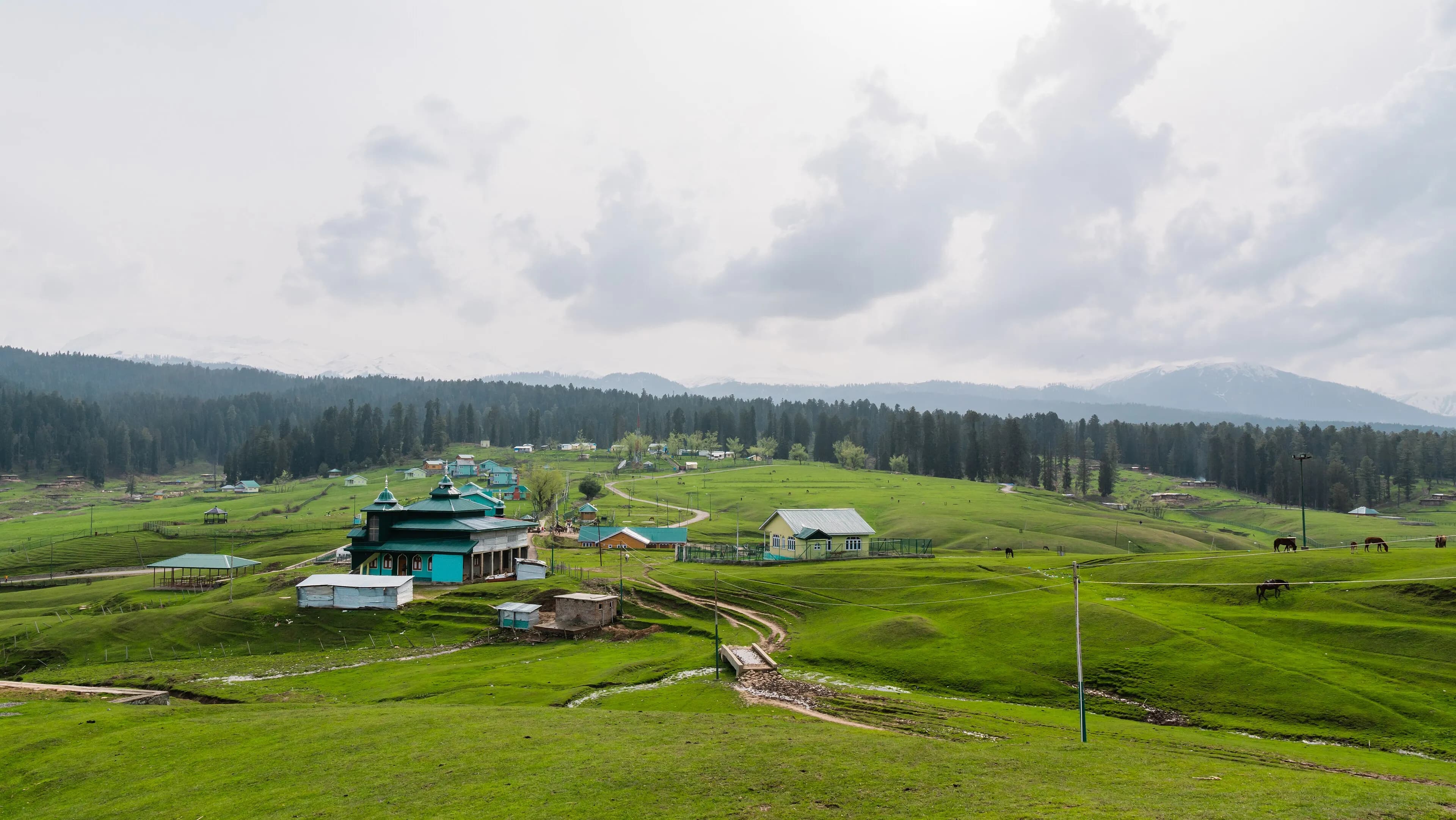 Kashmir Grand Scenic Circle