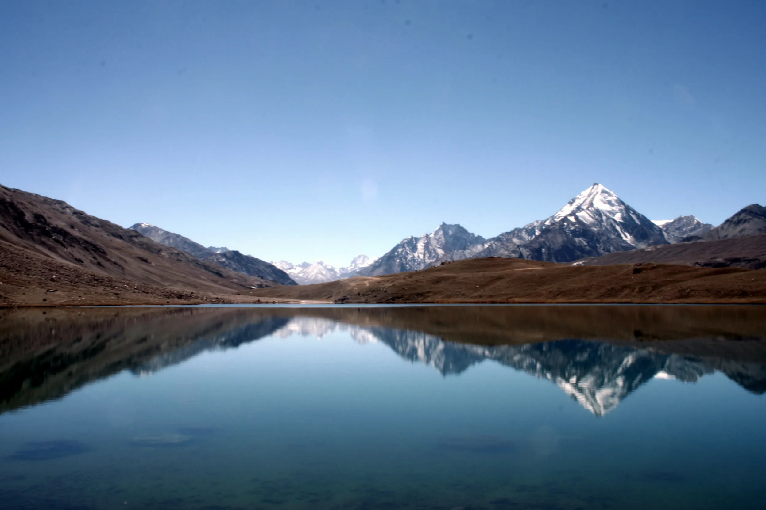 Hampta Pass & Chandratal Glacial Trek